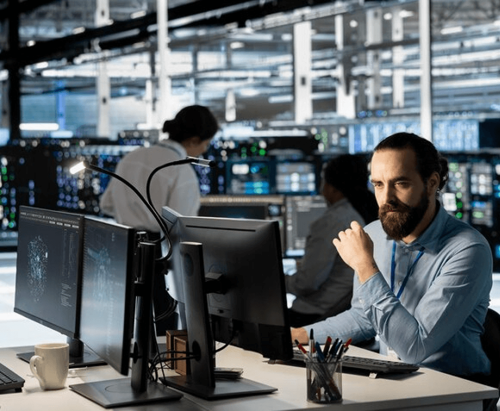 IT consulting services portfolio - cloud solutions and data center management